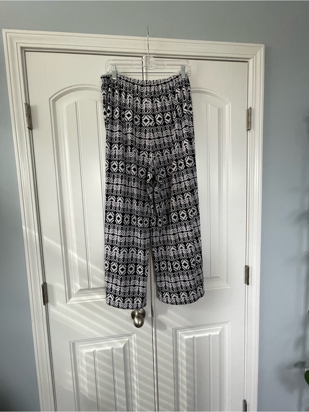 Black & White Cropped Wide Leg Pants 16W